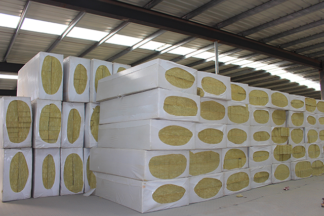 说说对河南洛阳岩棉板防裂措施介绍