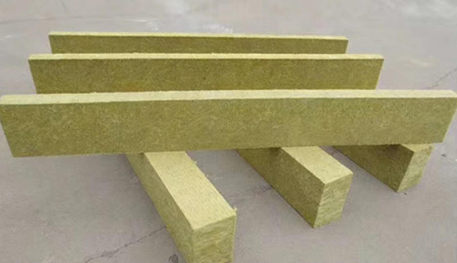 河南洛阳岩棉板具有哪些特点呢？