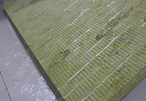 洛阳岩棉板和eps聚苯板有什么不一样